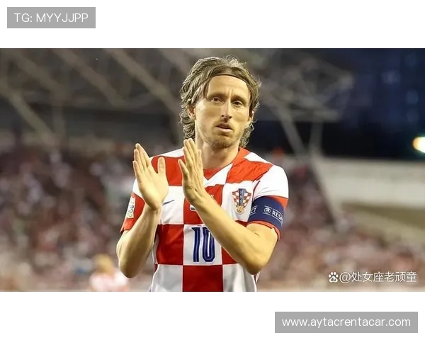 罗德里 vs 莫德里奇：深度解析两位中场大师的控场方式与结构差异