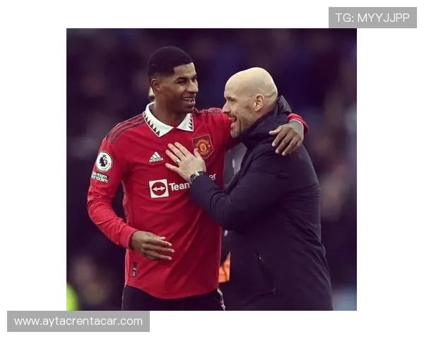 拉什福德:曼联本土旗帜的责任与压力解析 拉什福德:曼联本土旗帜的责任与压力解析